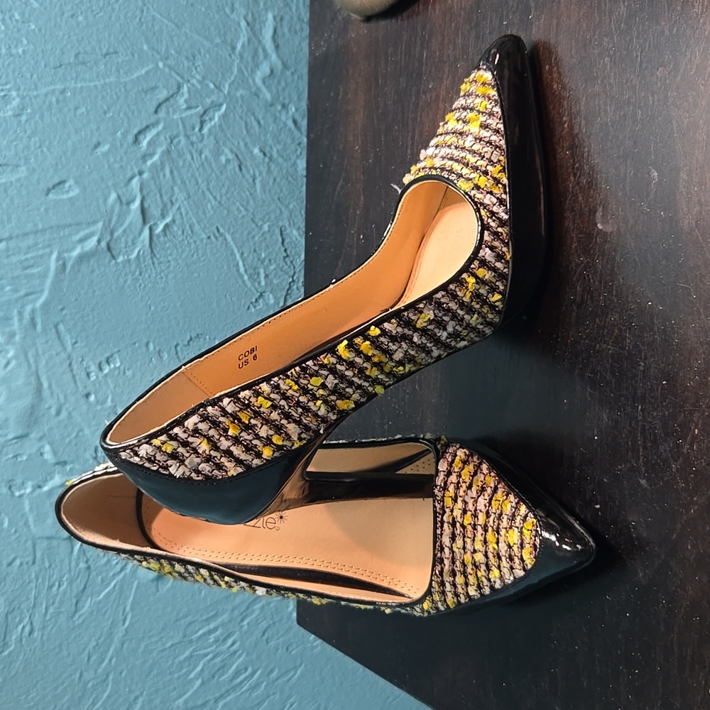 Classic pumps